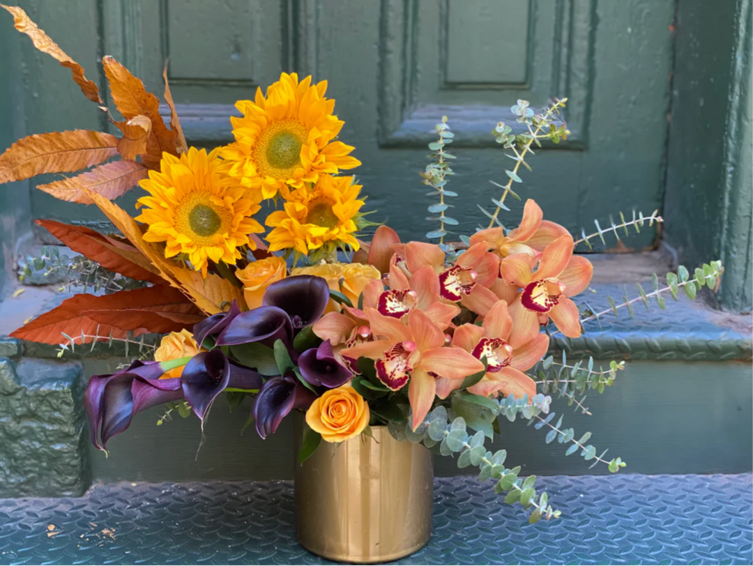 Feast Your Eyes: Our Favorite Thanksgiving Floral Arrangements This Year